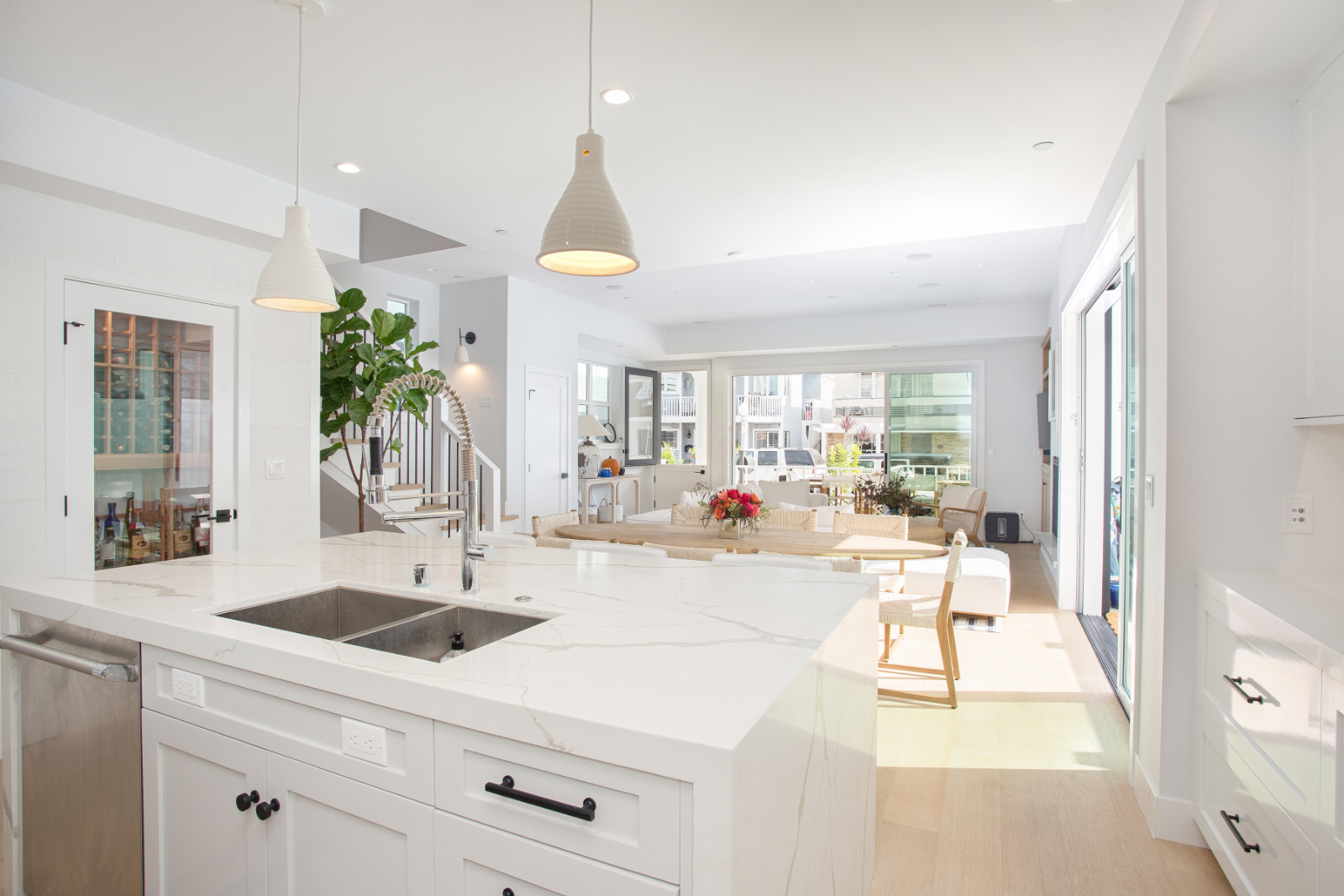 Listing Image #11